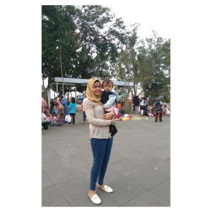 Dini Rizky profile icon