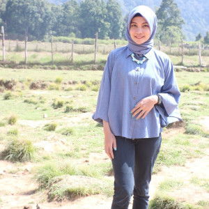 indah rizki r profile icon