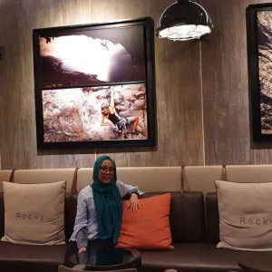 Nur Syafeela profile icon