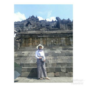 Fitri Mulyani profile icon