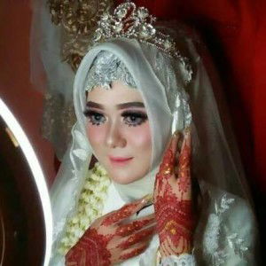 Fitri Fitri profile icon