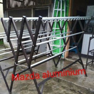 Siezcae Mazda Aluminium profile icon