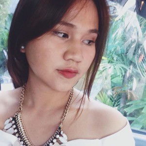 Tri Apricelia profile icon