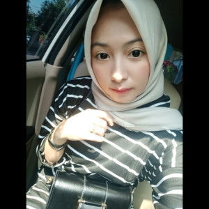 Wini Anggraeni profile icon