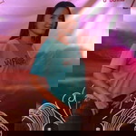 Noosicha Charoenw profile icon