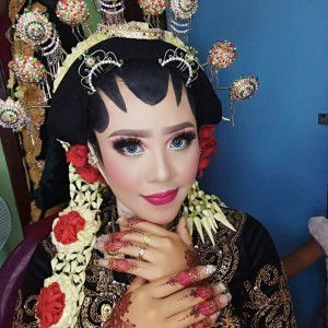 Dian Amirawati profile icon