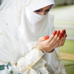 Efrina Yuli Darmi profile icon