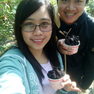 Maricris Pineda profile icon