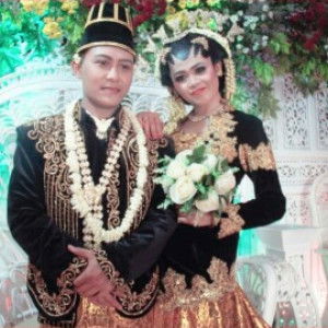 febriana profile icon