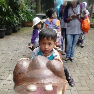 Riyanti Ika profile icon