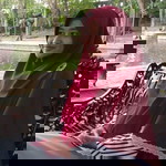 Intan Wahyu Trihutanti profile icon