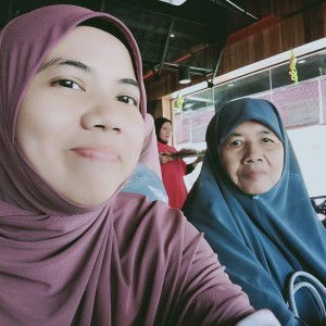 Siti Nazwatul Farha Idris profile icon