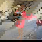 Nelly Andrealina profile icon