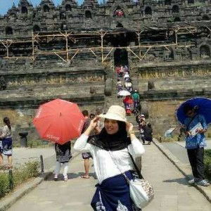 Putri Mustika profile icon