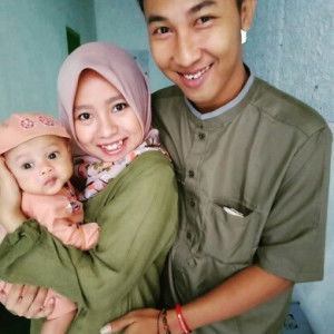 pratiwi indah eka sastri profile icon