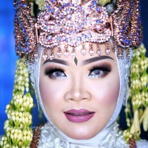 Lia Retno profile icon