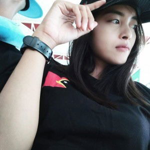 V'three profile icon