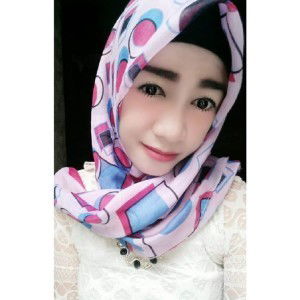 Maya Apriani profile icon