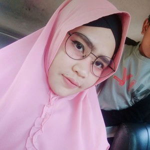 Sofia Yanthie Ramadani profile icon