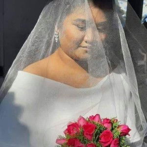 Mary Queen Encarnacion Oliveros profile icon