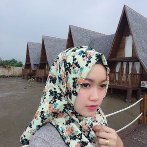 Retno Kusuma Dewi profile icon