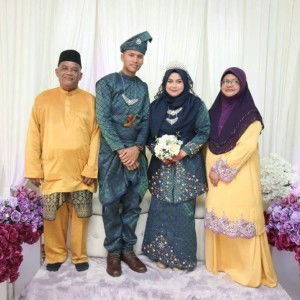 Nur Fitri Aini Zaini profile icon