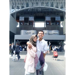 Selvi Ambar Ningrum profile icon