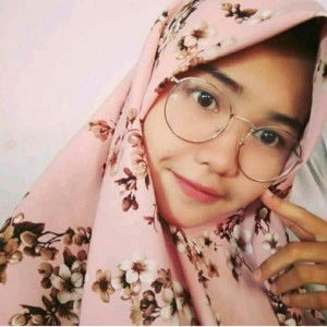 Rina Ayu L profile icon