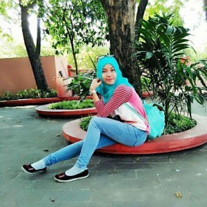 Sri Lestari profile icon