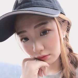 Agnes Chong profile icon