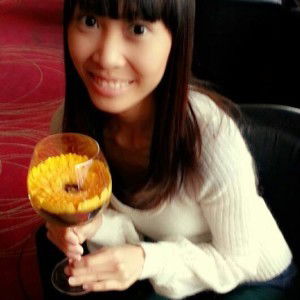 Liy Khairunnisa profile icon