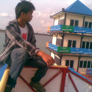 Elis Juniyarti profile icon