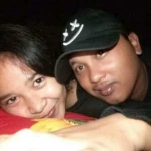 Reni Agustina profile icon