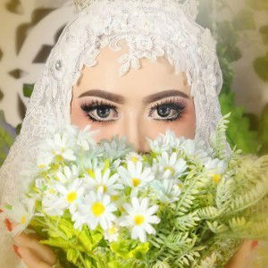 Selly Andiani profile icon