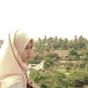 Putri Wulandari profile icon