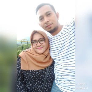 Heny Ria Siregar profile icon