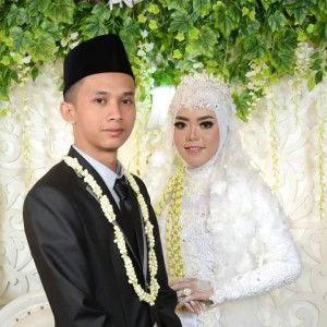 Niky Wahyuningsih profile icon