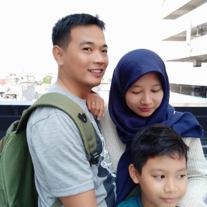 Riva Nurhasanah profile icon