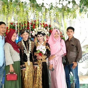 Thania Emma Agustin profile icon