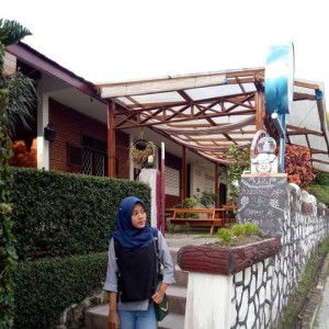 Cindy Anggraini profile icon