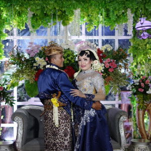 Riska Rosiana profile icon