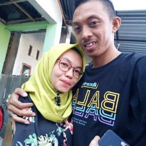 Rhiny Zubier profile icon