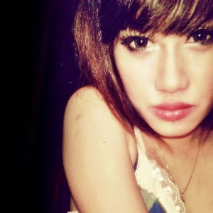 Momoy Bulan profile icon