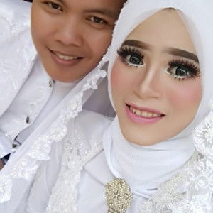 Hesti Octavia profile icon