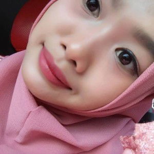 Ani Fitriyani Az Zakiyah profile icon