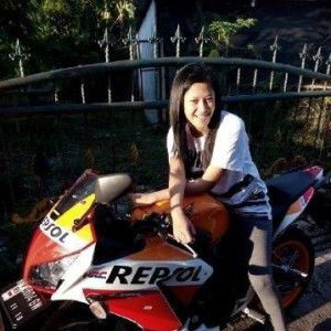 Desy Anggi Saputri profile icon