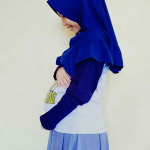 Euis Dwi Lestari profile icon