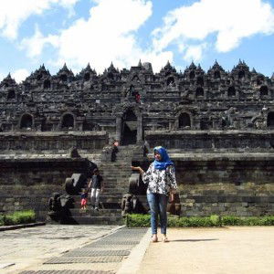 Antik Mustika Sari profile icon