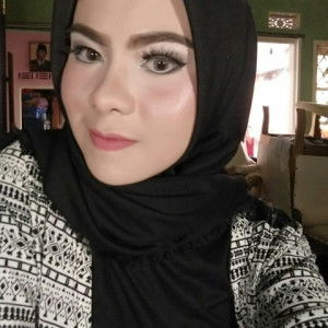 Ratna Emilia profile icon