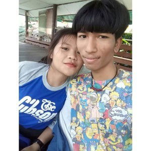 กุลสตรี' ร่างเล็ก profile icon